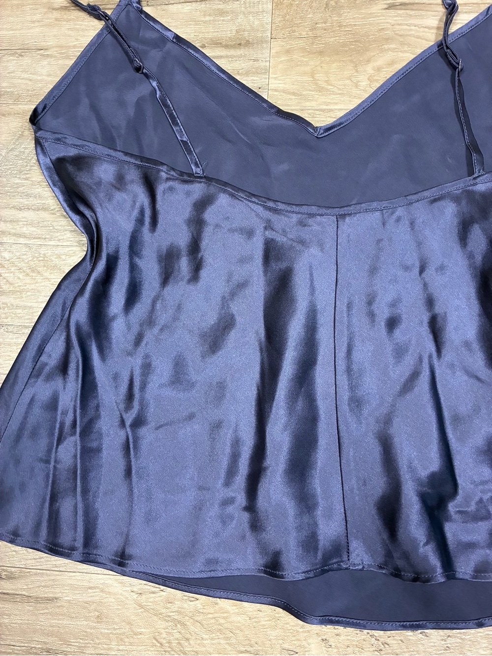 Victoria Secret VTG 100% Silk y2k Cropped Camisole - Picture 9 of 10